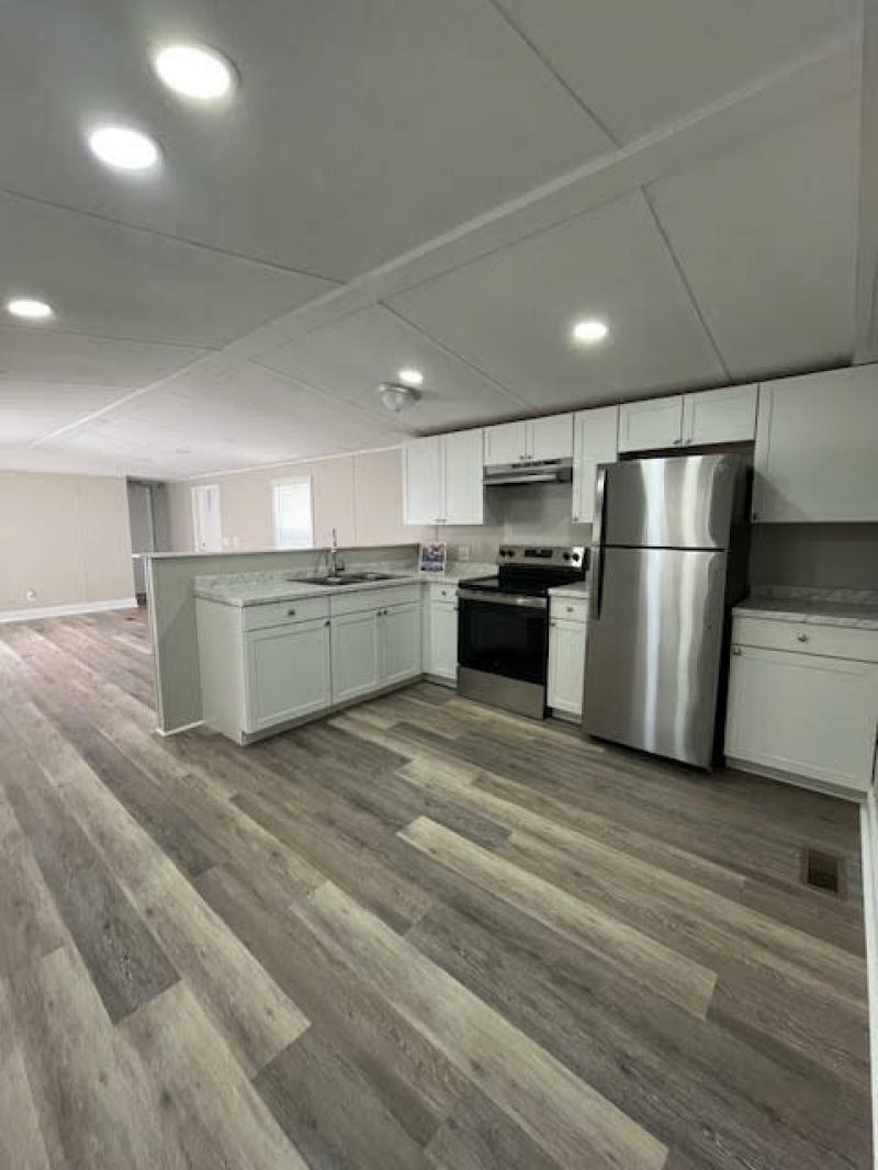 View 1307 Four Seasons Bl